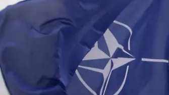 НАТО покани Македония да започне преговори