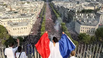 Футболният празник на Франция (СНИМКИ)