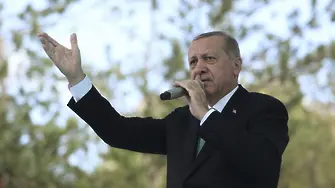 Ердоган към САЩ: Готови сте да замените стратегическия си партньор за някакъв свещеник