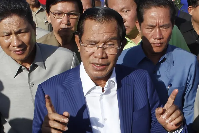 Управляващите спечелиха всички депутатски места в Камбоджа
