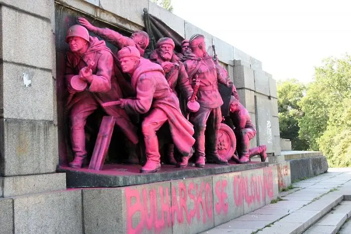 Български войници в Прага: Бързо разбрахме, че не сме желани