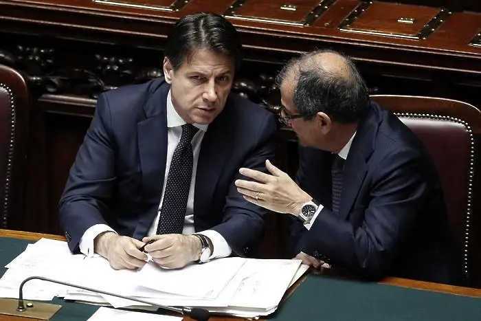 ЕК открива процедура за прекомерен дефицит срещу Италия на 21 ноември