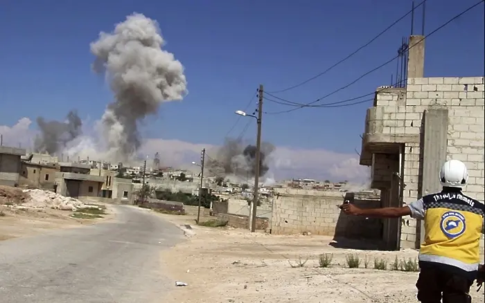 Русия и Асад продължават с удари в Идлиб