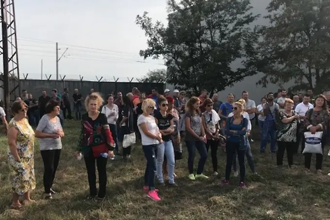 Работниците на Миню Стайков пак на протест
