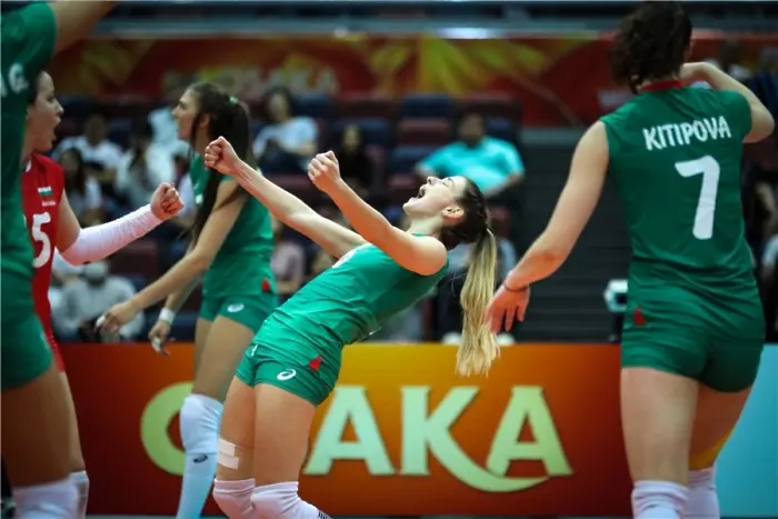 Волейболистките спечелиха драматично срещу Тайланд