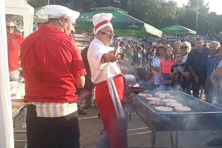 Майстор Миро пре(по)дава тайните си на български готвачи