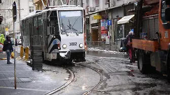 Трамваят по 