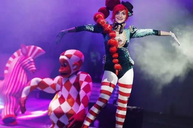 Извънземно обикаля България на турне с руски цирк