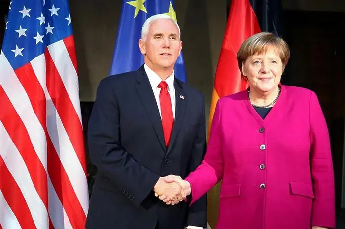 Меркел и Пенс: сблъсък на два свята