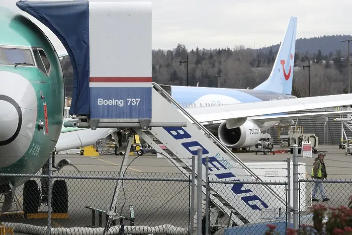 Две трети от самолетите Боинг 737 Макс извън САЩ не летят