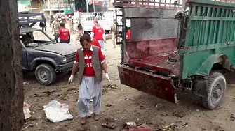 Поне 20 загинали и 48 ранени след бомбен атентат в Пакистан