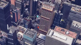 Хеликоптер се разби в Манхатън, един загинал