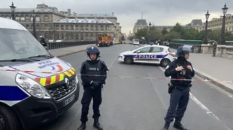 Мъжът, убил 4-има полицаи в Париж, е бил ислямист