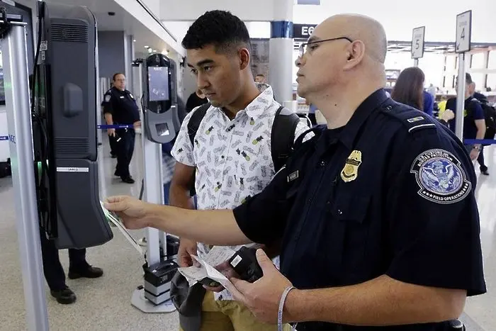САЩ обмислят да сканират лица при напускане и влизане в страната