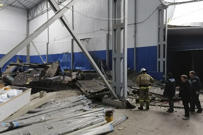 Петима загинаха след експлозия в руски завод