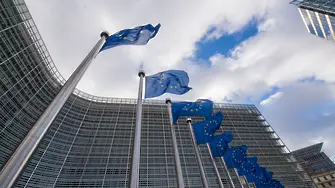ЕС отказва 300 млн. ваксини „Янсен“ и „Ваксзеврия“