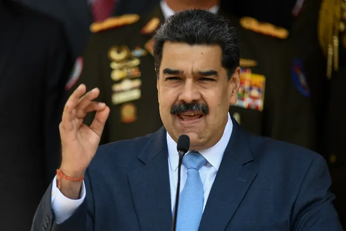 Мадуро предлага „петрол срещу ваксини“