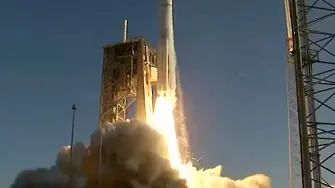НАСА успешно изстреля роувъра 