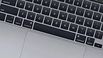 Apple патентова нова мишка, която се изважда от лаптопа