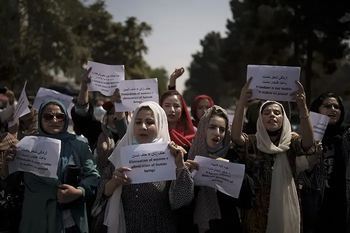 Жените отново могат да ходят на лекции в Афганистан
