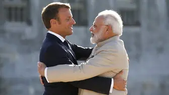 Франция и Индия обсъждат съвместно производство на оборудване за отбрана