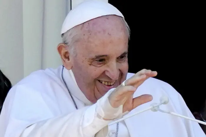 Папа Франциск: Родителите да подкрепят децата си, ако са хомосексуални