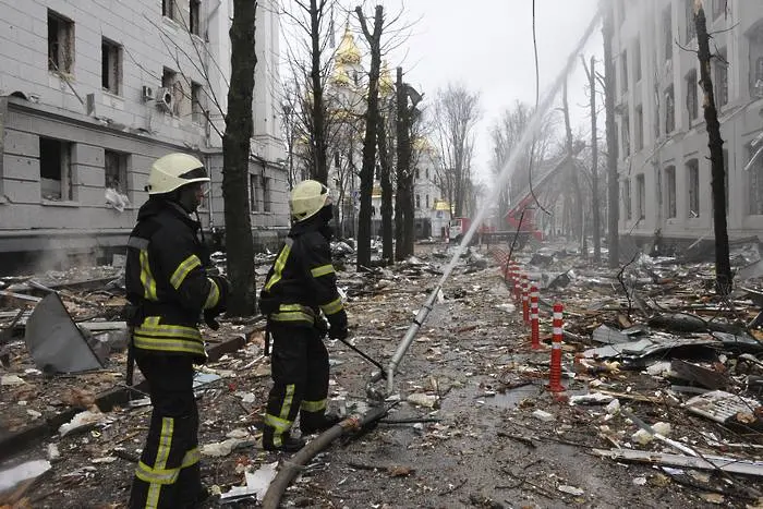 Над 2000 цивилни гинат в Украйна от началото на руското нападение