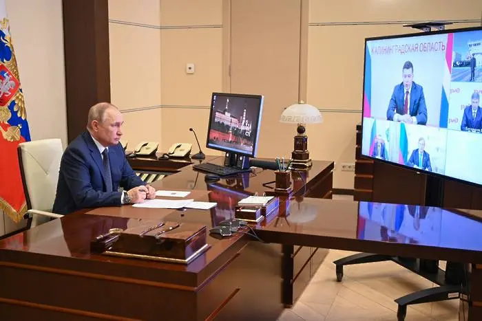 Макрон и Шолц разговаряха по телефона с Путин
