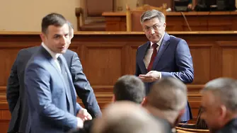 Не властта, а ДПС внесе решението за Скопие в парламента