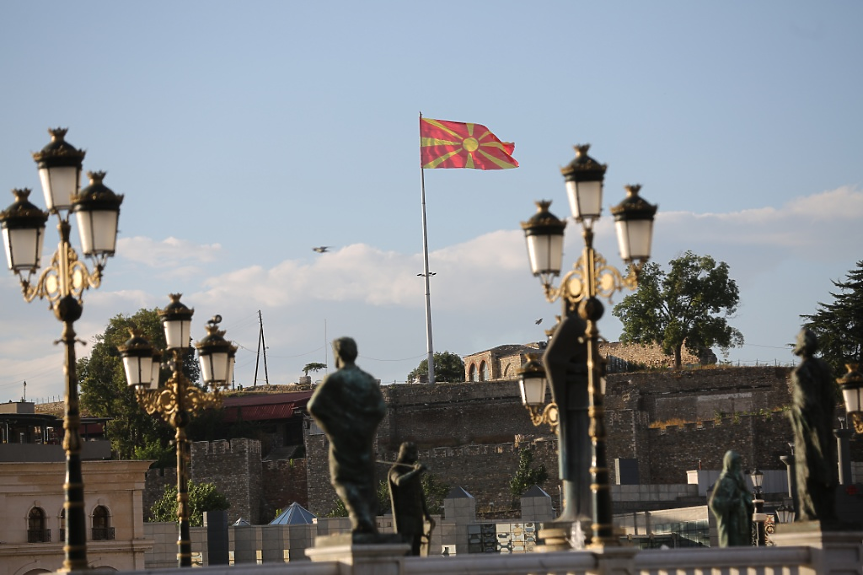 Кой стои зад антибългарската истерия в Скопие? Русия