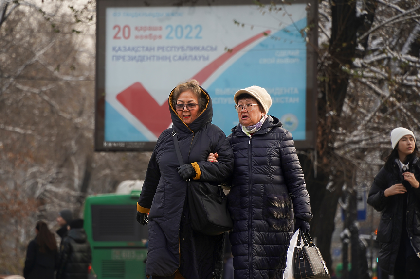 Казахстан гласува в избори с предизвестен победител