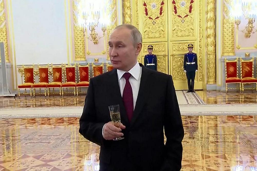Путин се показа пиян в Кремъл (ВИДЕО)