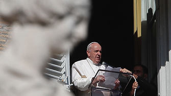 Папа Франциск: Войната в Украйна е 