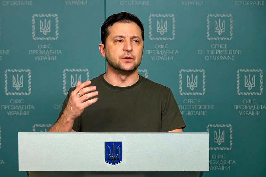 Арести и оставки на министри в Украйна заради корупция