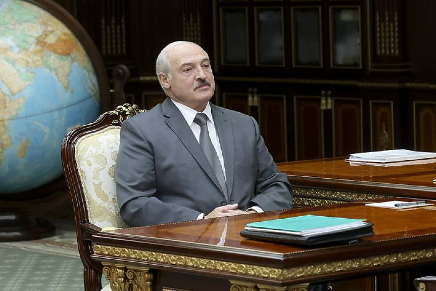 Лукашенко: Ще воюваме заедно с Русия само ако ни нападнат