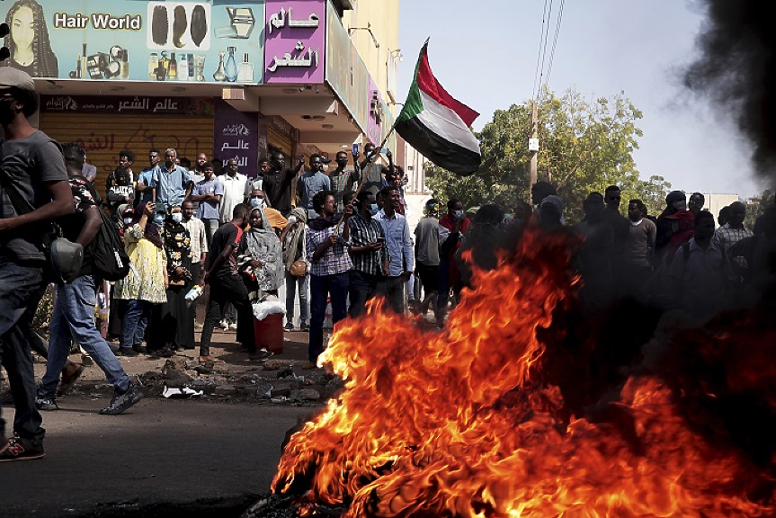 Кървави сблъсъци в Судан
