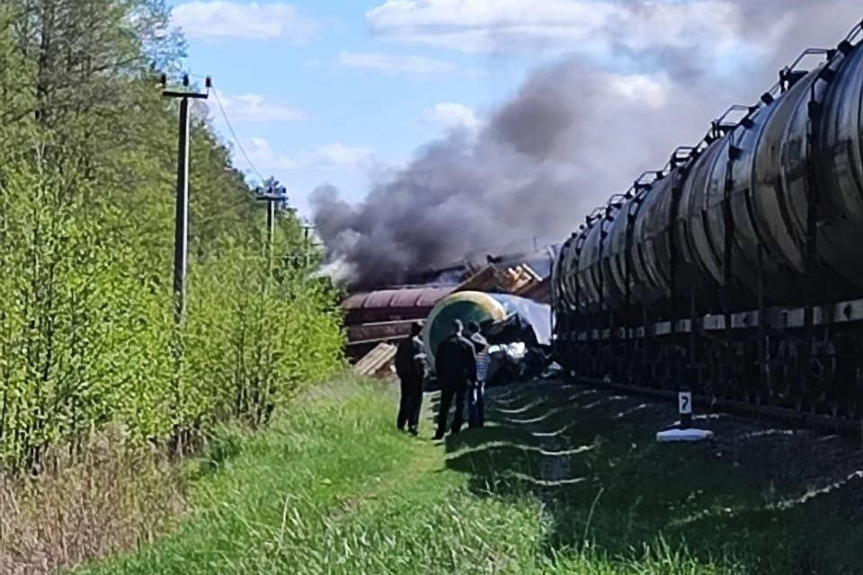 Взривиха товарен влак в Брянска област (ВИДЕО)
