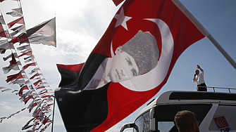 ДЕНЯТ В НЯКОЛКО РЕДА: Битката за Турция