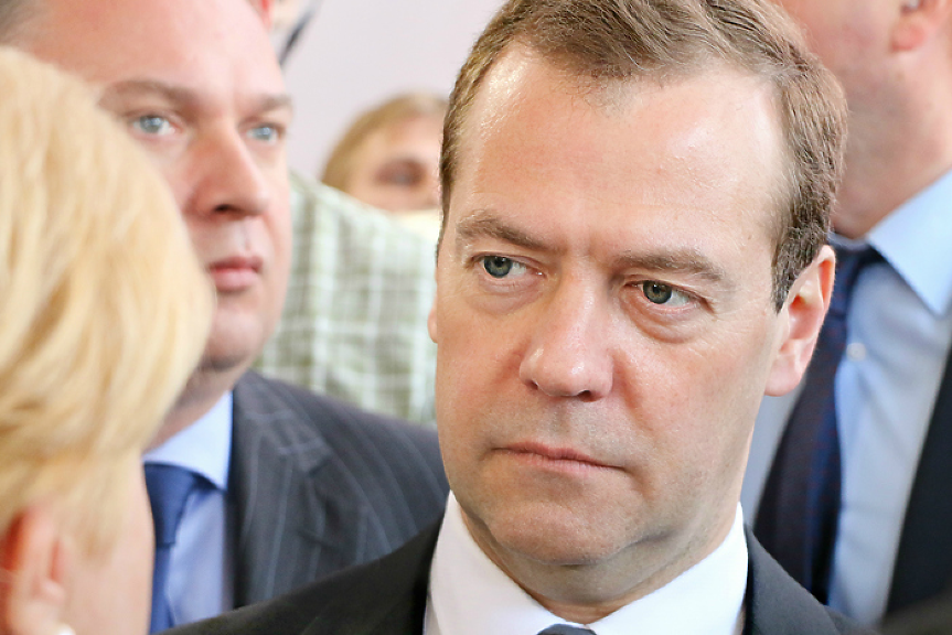 Руски политолог: Медведев направи два опита за самоубийство