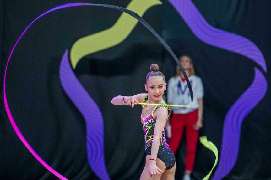 България - отборен лидер на Световното по художествена гимнастика за девойки