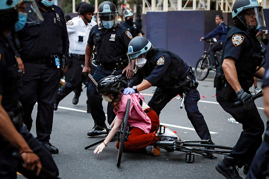 Ню Йорк плаща $13 млн. на арестувани и бити от полицията