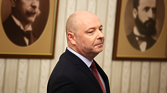 Габровски сам избирал министрите си, не ги консултирал с Борисов
