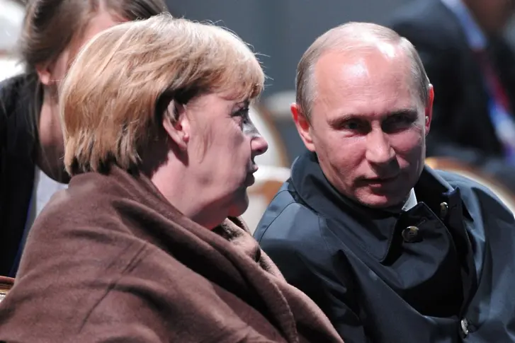 Меркел иска евронаблюдатели в Източна Украйна (обновена)