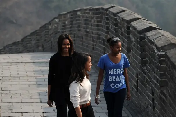 Мишел Обама на разходка по Великата китайска стена