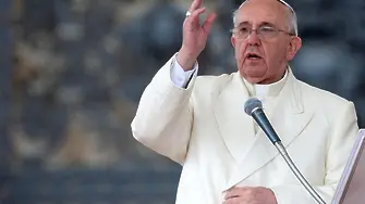 Година първа за различния папа Франциск