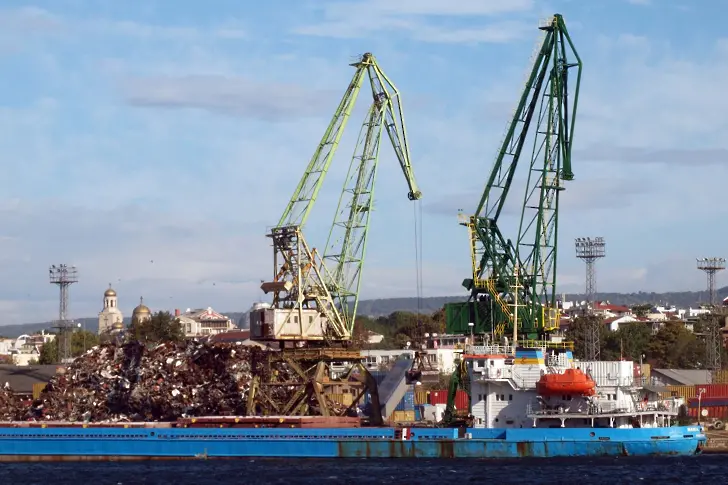 Пристанище на Варна отива в ромско гето срещу 150 млн. евро