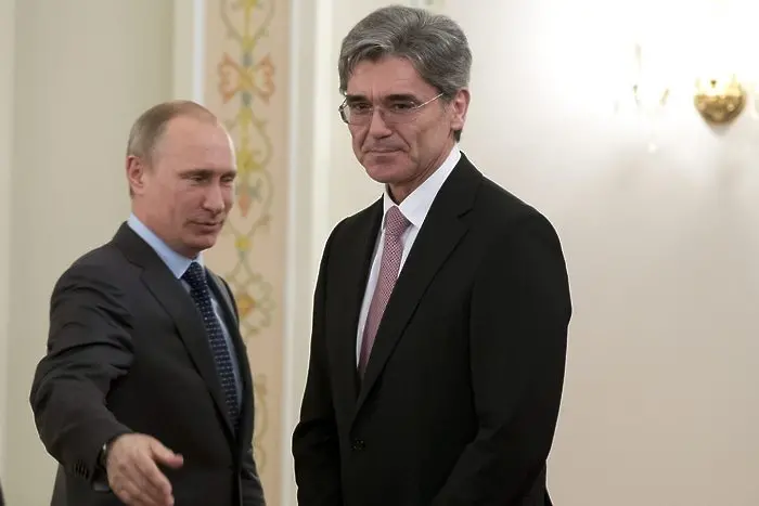 След среща с Путин: шефът на Siemens под обстрел