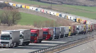 170 наши шофьори бедстват на сръбско-хърватската граница