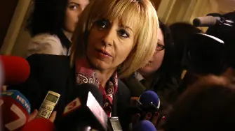 Мая Манолова остава защитник на преференцията