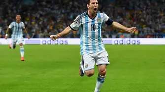 Аржентина спечели на митичния 